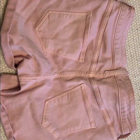 Pink shirts - Picture 2 of 3